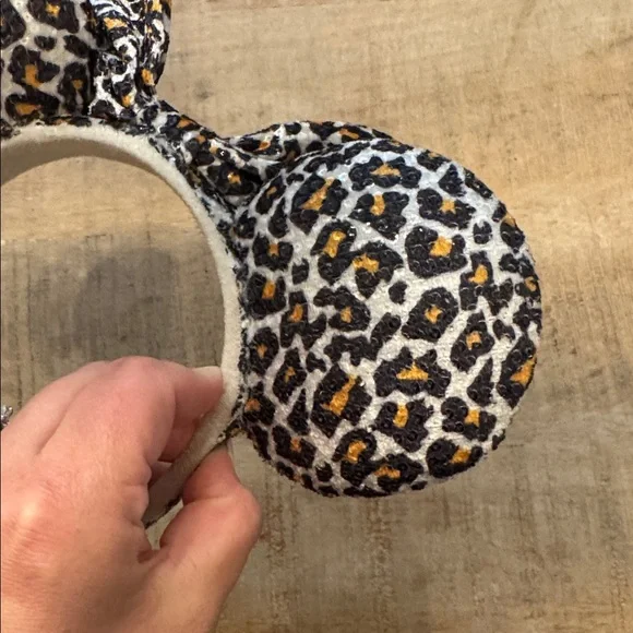 Disney cheetah print sequin ears - Picture 7 of 7